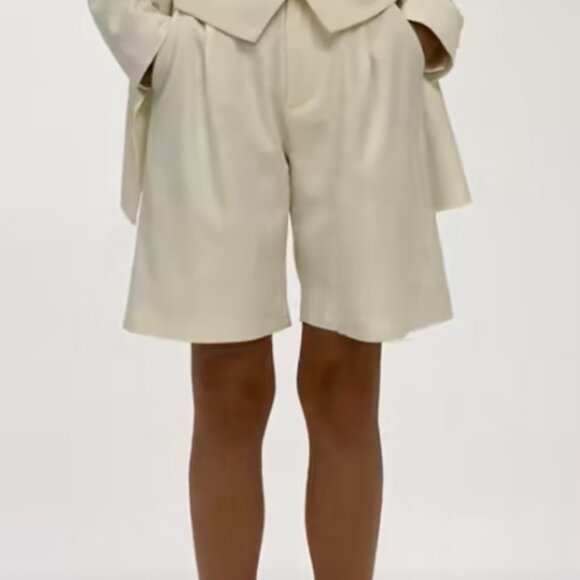 NWT DISSH Beckham Bermuda Shorts Cream US 10 Quiet Luxury Old Money Euro Summer - Picture 4 of 15